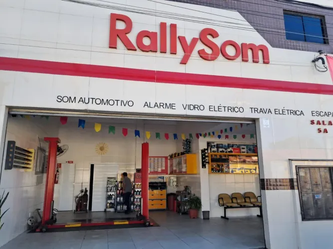 Som e acessórios automotivo