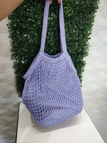 Bolsa saco roxa de tricô