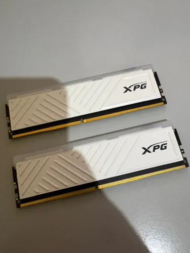 Memória ram 16gb (2x8gb) 3200mhz XPG BRANCA RGB