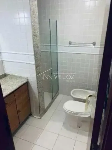 Apartamento - Padrão / Residencial / Lagoa