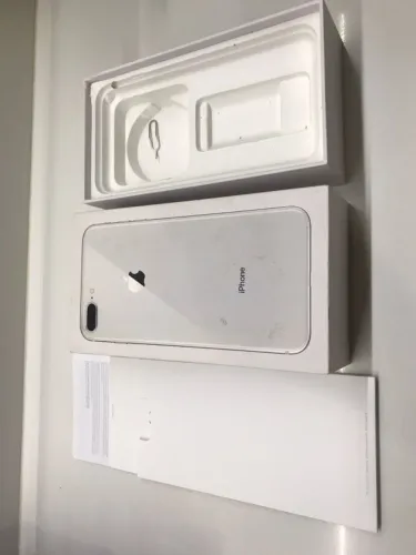 Caixa de IPhone 8 Plus