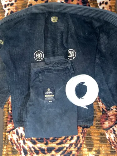Kimono atama A0 com faixa branca