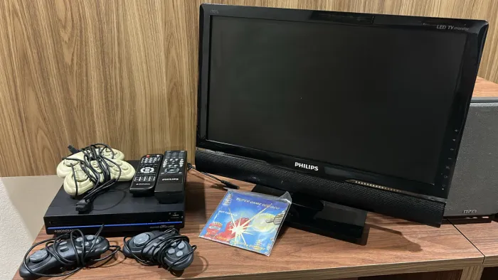 Monitor Tv led 18.5 + jogo karaoke