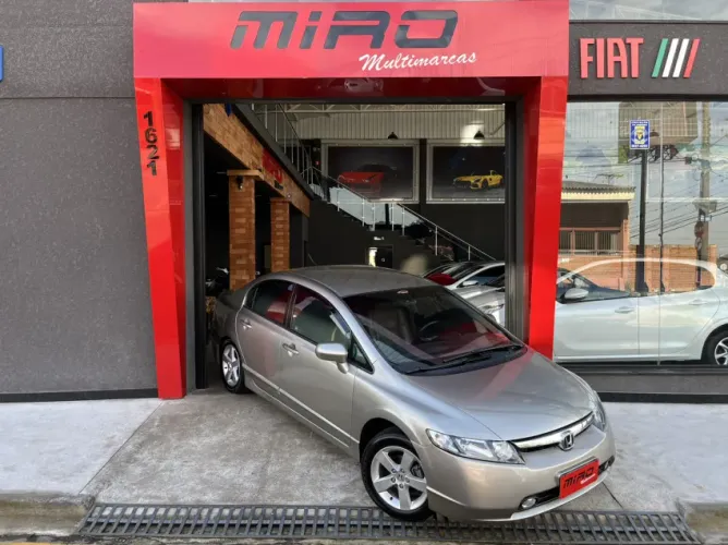 Honda Civic Sedan LXS 1.8/1.8 Flex 16V Aut. 4P 2008