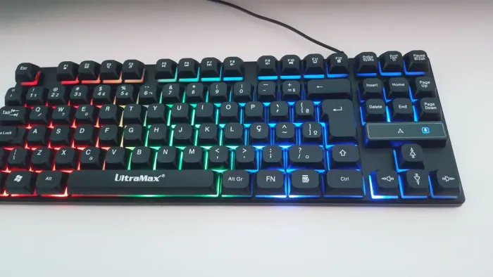 Teclado Led USB semi-mecânico 75% em perfeito estado!!