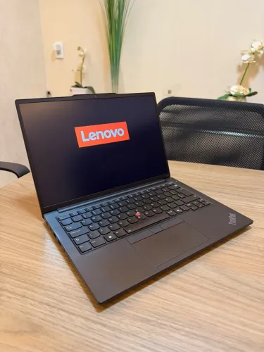 Lenovo ThinkPad E14 Gen 6 · Ryzen 5 7535U · 24GB DDR5 · 2x SSD 256GB · Garantia até 2028