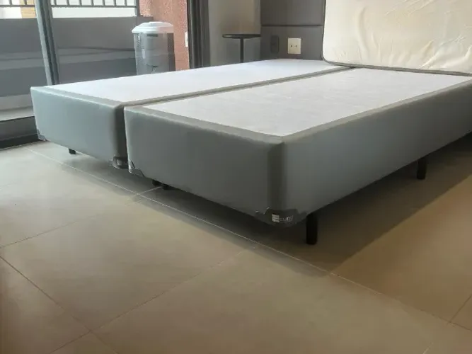 CAMA BOX QUEEN SIZE-EURO-SEMINOVA madeira maciça