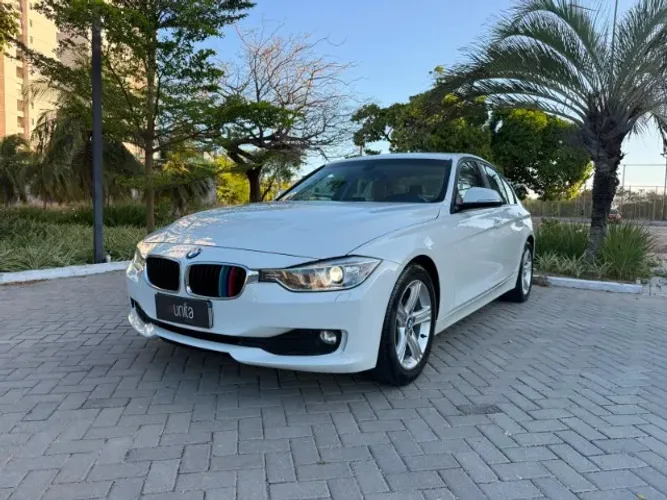BMW 316I 1.6 TB 16V 136cv 4P 2014