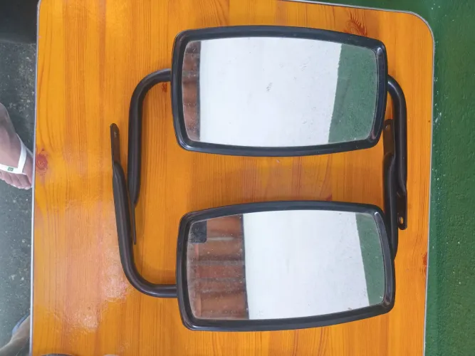 Par de retrovisor para D20