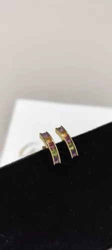 Par de Brincos em Ouro 18K-750 Modelo Carreira com Pedras Brasileiras