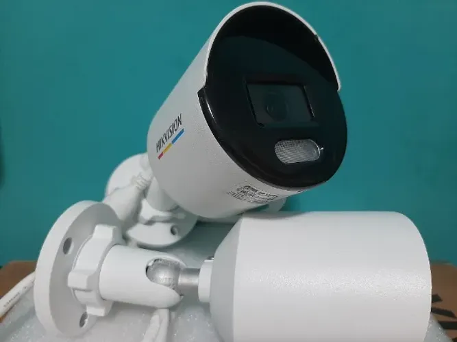 Câmera IP Hikvision Colorvu Ds-2Cd1027G0-L 2Mp 1080P Externo - 6 peças valor a unidade.