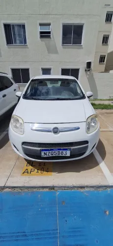 Fiat Palio Attractive 1.0 EVO Fire Flex 8V 5P 2012