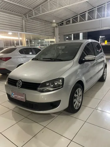 Volkswagen Fox 1.6 MI Total Flex 8V 5P 2014