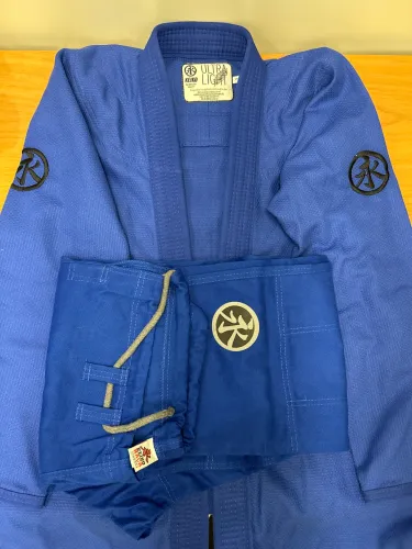 NOVO Kimono Keiko Raça Ultra Light TAM A2