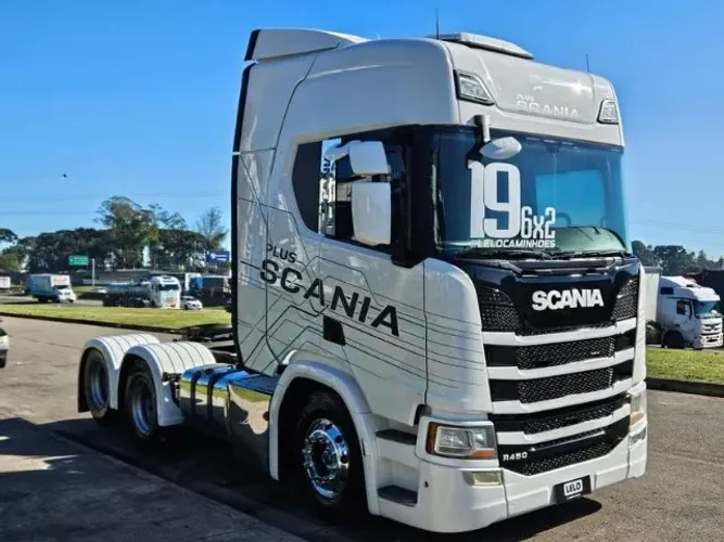 Scania R450 6x2 highline Ano 2019 Teto Alto Automático Ar Condicionado Multimídia REPASSE 