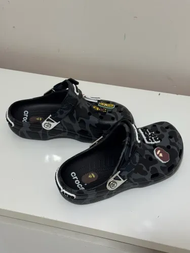 Crocs x Bape 