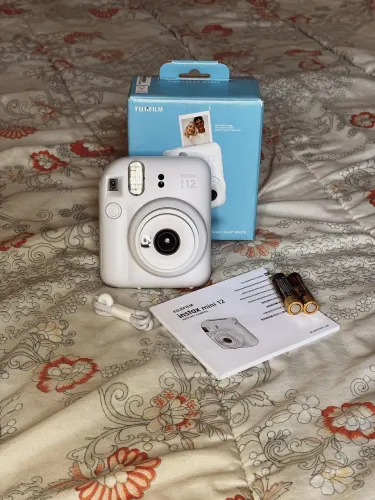 ? Câmera Instax Mini 12 Branca - Nova e Lacrada! ?