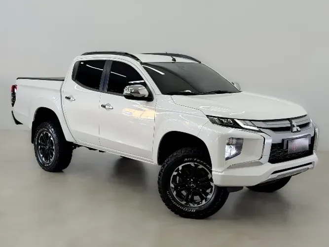 Mitsubishi L200 Triton Sport HPE 2.4 CD Diesel Aut. 2023