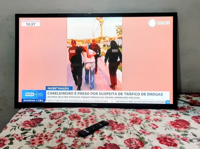 Tv 51 Philco led NÃO É SMART perfeita sem detalhe