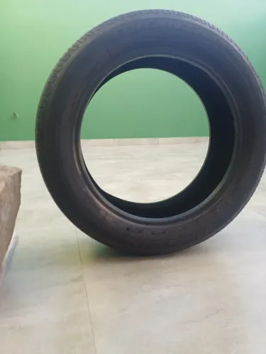 Pneu Bridgestone 215 55 17 