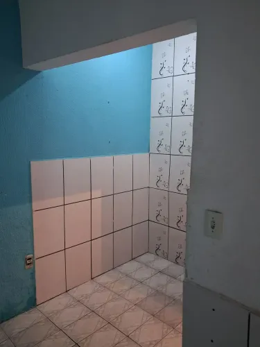 Aluga-se casa 2 cômodos - Paineiras