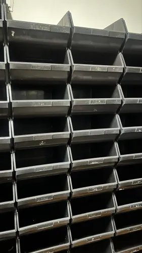 Caixa Bin organizadora número 8