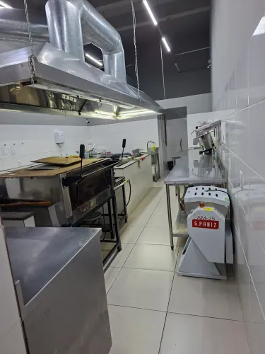 Arrendamento de loja montada hamburgueria e pizzaria