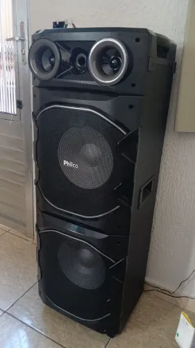 Caixa de som torre philco nova