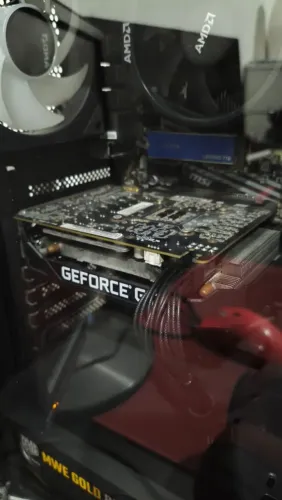 GTX 1660 super 1 fan, pasta térmica recentemente trocada