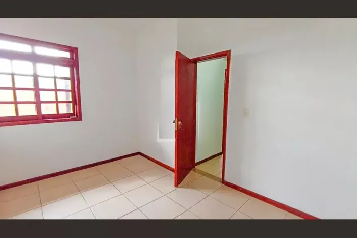 Casa à Venda - Santa Efigênia, 3 Quartos, 344 m2
