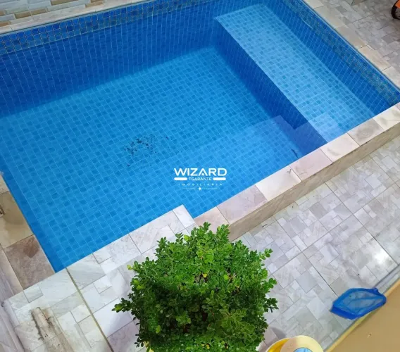 Casa reformada com piscina em Mongaguá pronta para morar