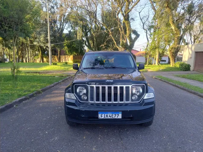 Jeep Cherokee Limited 3.7 4X4 V6 12V Aut. 2012