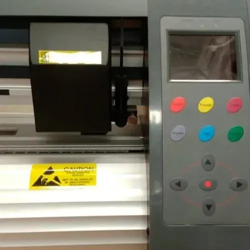 MÁQUINA DE RECORTE - PLOTTER DE RECORTE TENETH