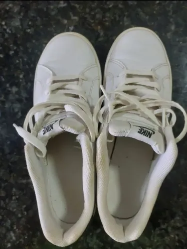 Tênis Nike original branco, numero 40