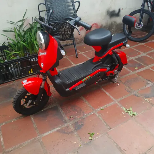 Vendo scooter elétrica