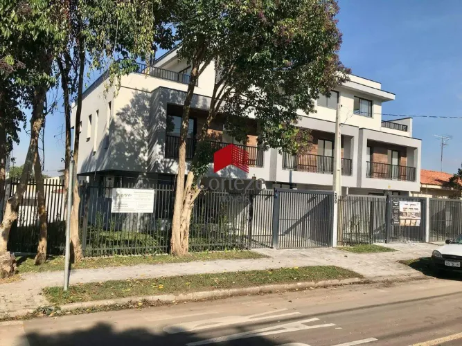 Sobrado com 160,55m² 3 quartos, à venda, no bairro Guabirotuba em Curitiba