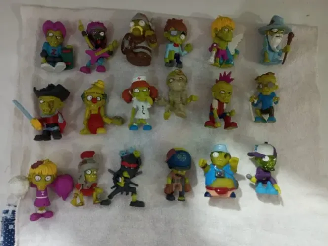 Coleção Zombiezz Série 1