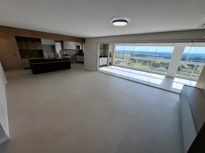 Apartamento para aluguel tem 174 metros quadrados com 3 quartos