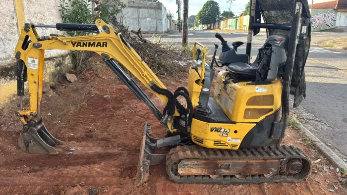 Mini escavadeira Vio 12