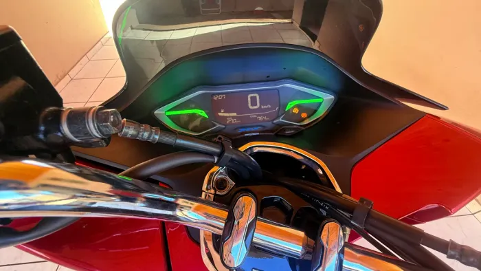 Honda PCX ABs seminova