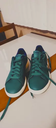 Tênis Adidas couro 41br