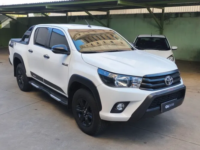 Toyota Hilux CD SR Chall. 4X4 2.8 TDI Dies Aut. 2018