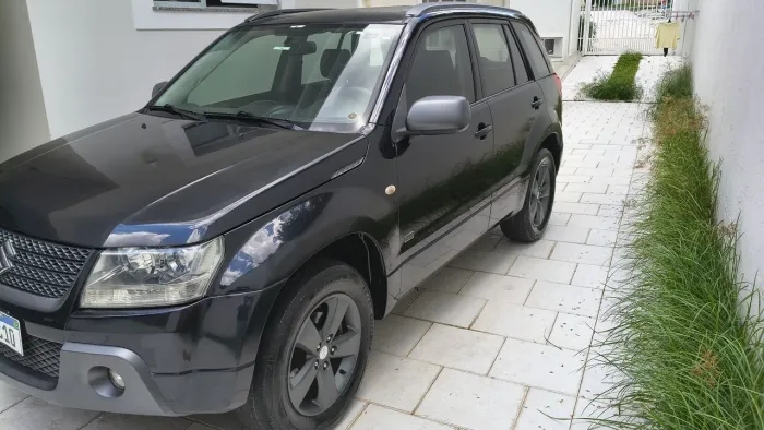 Suzuki Grand Vitara 2.0 16V 4x2/4x4 5P # 2011 $ VENDO/TROCO por Auto Menor Valor