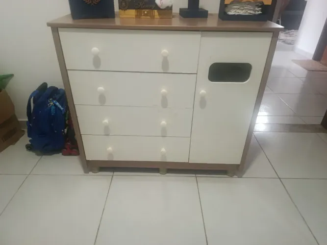 Vende cômoda e guardar roupa bebe