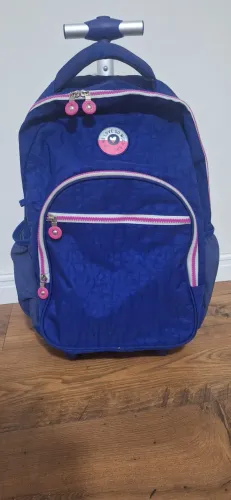 Mochila de rodinha, novíssima!