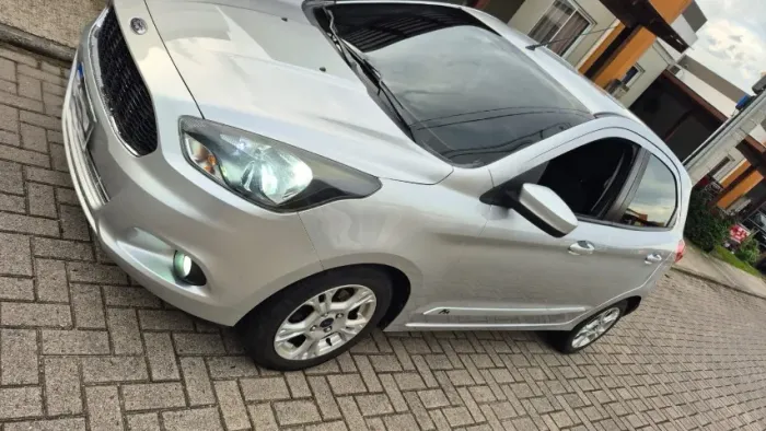 Ford KA SEL 1.5 16V Flex 5P 2015