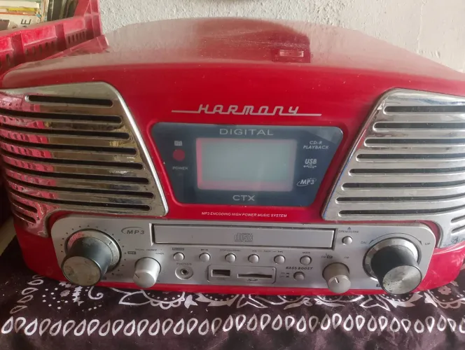 VITROLA HARMONY COM DISCOS INCLUSO!!