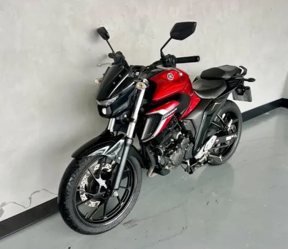 YAMAHA FAZER 250 ABS.