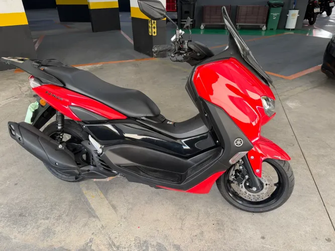 Yamaha NMax 2024  com 6900km
