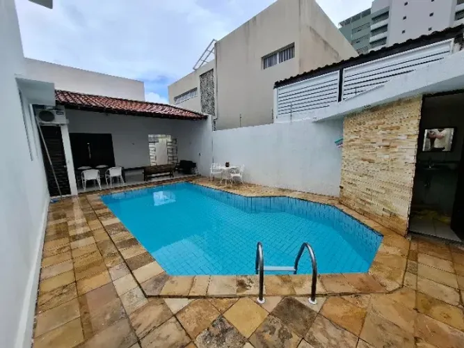 Casa para Temporada | Ponta de Campina | 3 suítes, até 12 pessoas, piscina, mobiliada